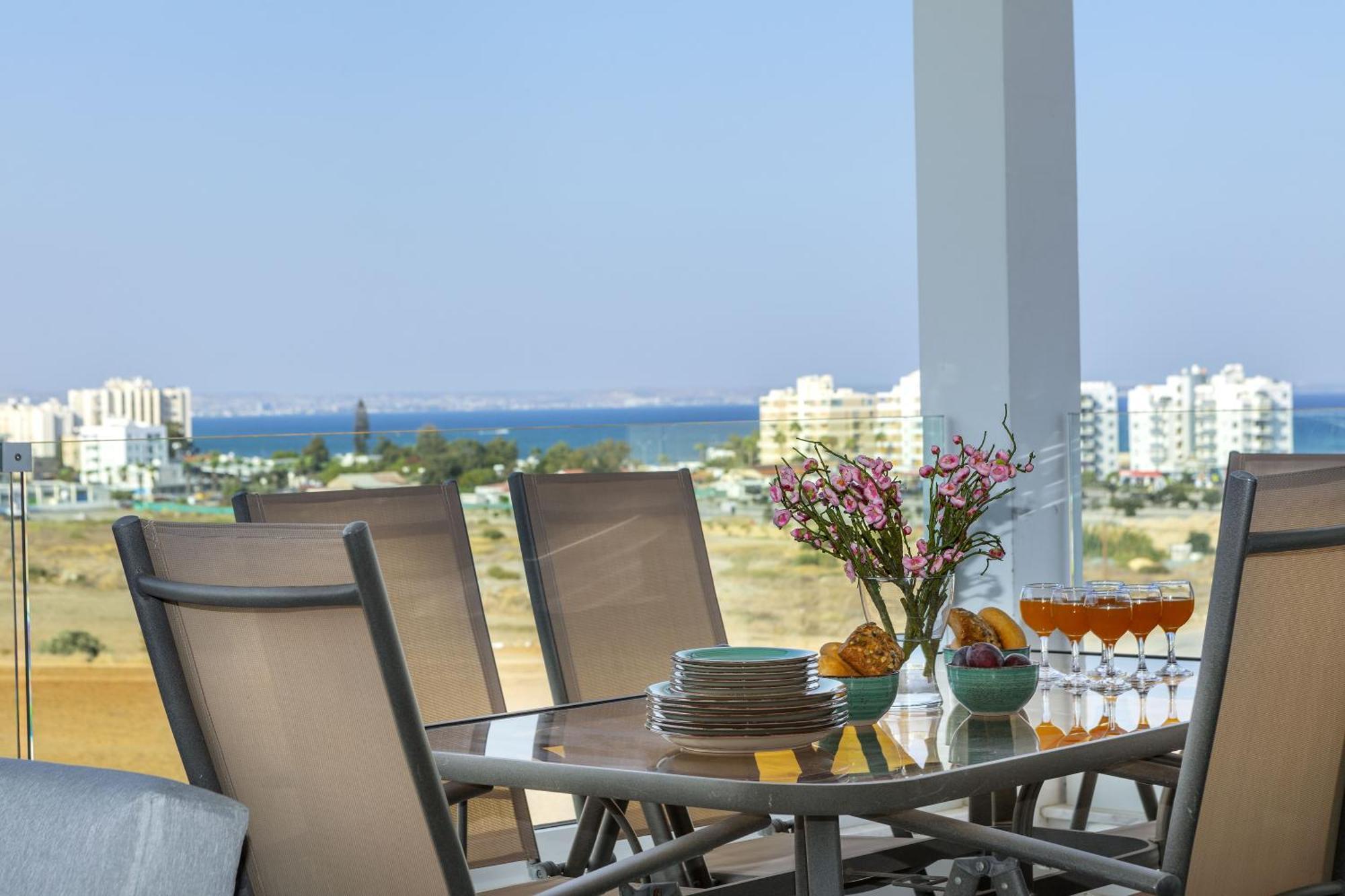 Majestic Sunset Salt Lake Views 300M From Beach Larnaca Exteriér fotografie